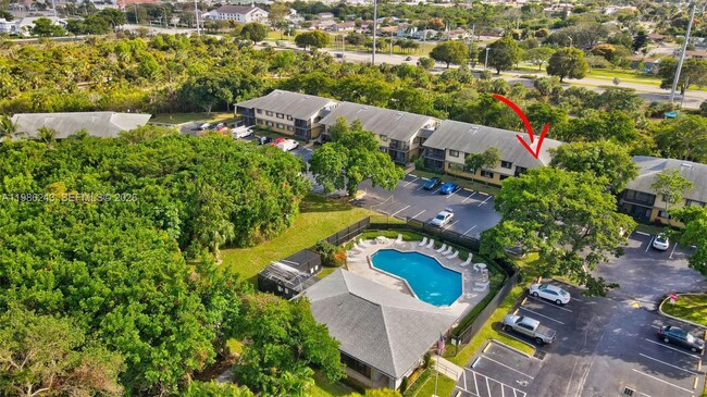 Building Photo - 588 Trace Cir