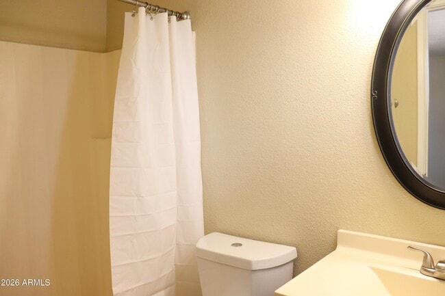 Building Photo - 5122 N Leonardo De Vinci Dr