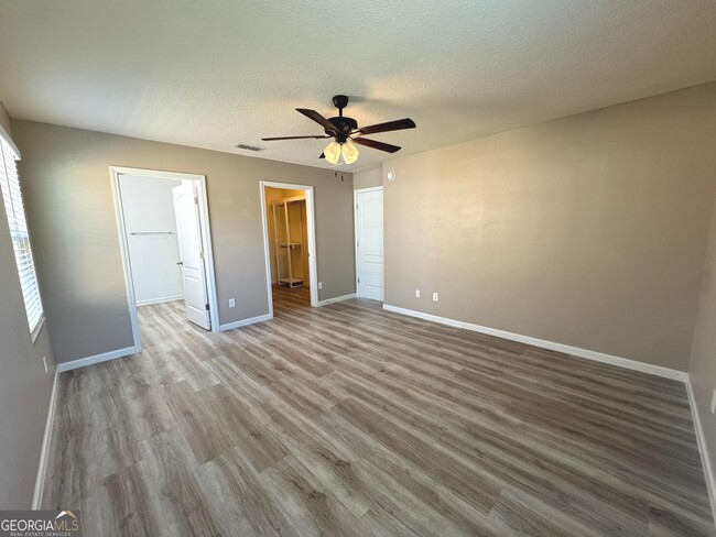 Building Photo - 217 Brooklet Cir