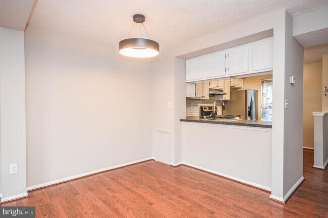 Building Photo - 12509 Laurel Grove Pl