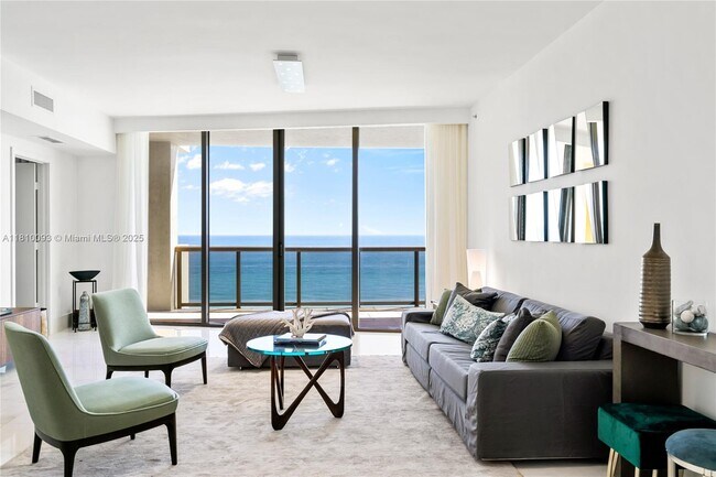 Primary Photo - 16275 Collins Ave