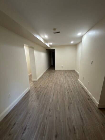 Basement with seperate entrance can be 3rd bedroom - 1727 New Jersey Ave NW