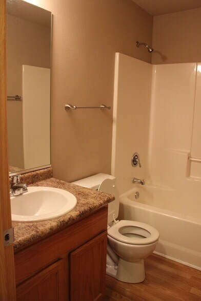Building Photo - 3203 SW Arlan Ln