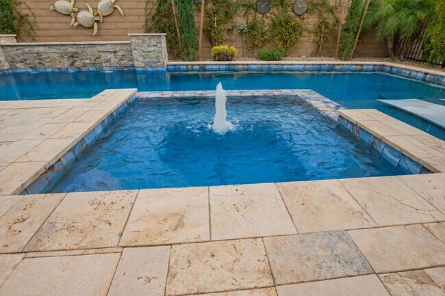 Building Photo - Luxury Lifestyle in Queen Creek AZ