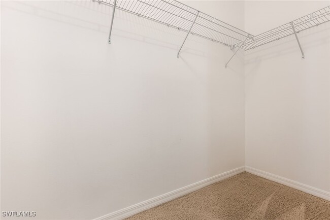 Building Photo - 14533 Edgewater Cir