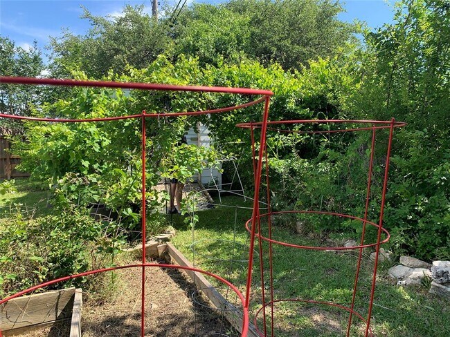 Building Photo - 8911 Joachim Ln