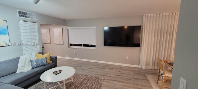 Building Photo - 1200 14th St