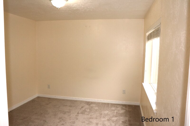 Building Photo - 7896 Goldenpointe Wy