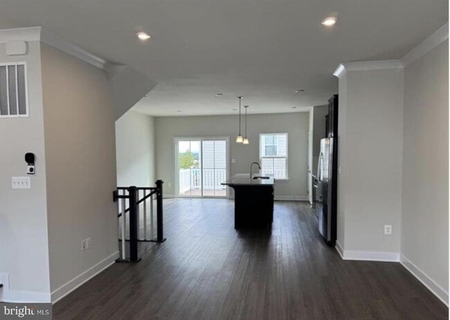 Building Photo - 5050 Orchid Bnd