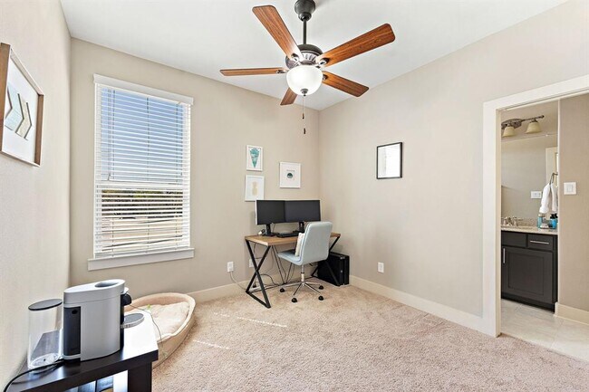 Building Photo - 1129 Beasley Hills Ln