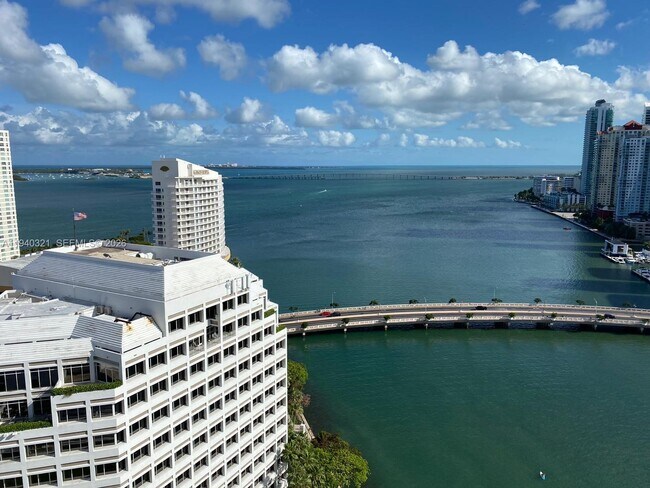 Building Photo - 701 Brickell Key Blvd