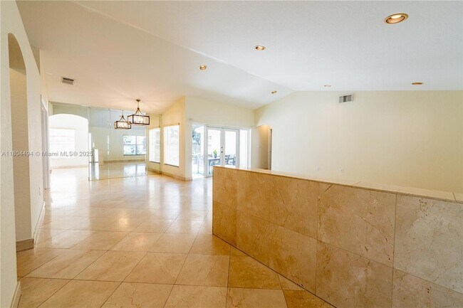 Building Photo - 1840 SW 135th Way