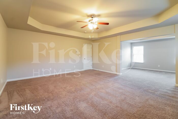 Building Photo - 70 Foxgrove Cv