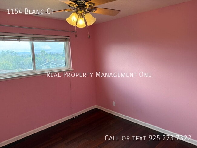 Building Photo - 1154 Blanc Ct