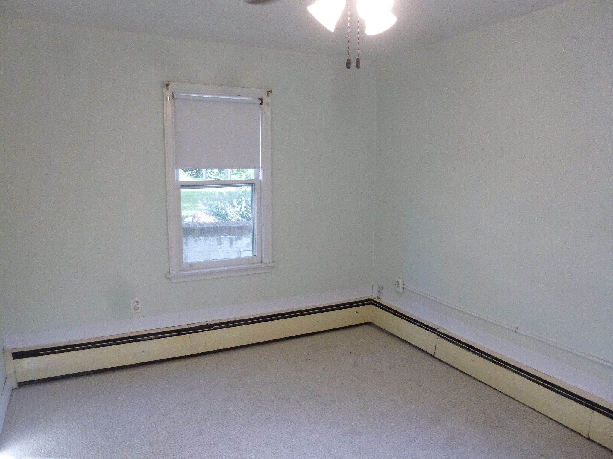 Living or Bed Room - 612 Stewart Ave