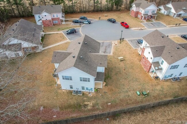 Building Photo - 1216 Sadie Dr