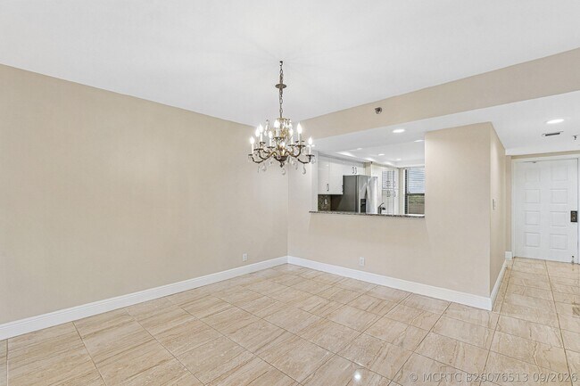 Building Photo - 6562 Boca Del Mar Dr