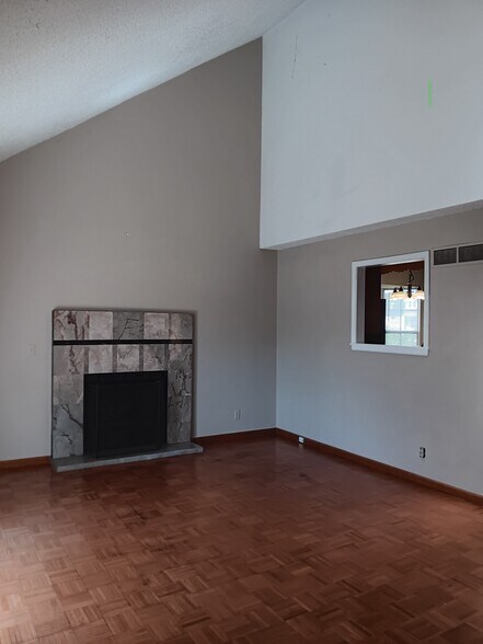 Building Photo - 11434 Reeder St