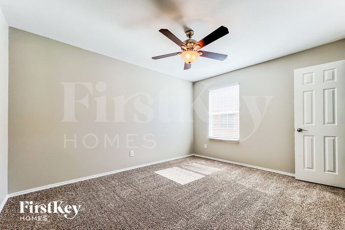 Building Photo - 128 Abelia Dr