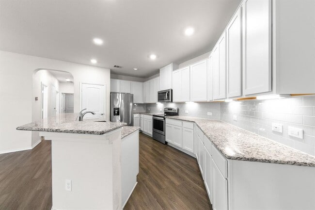 Building Photo - 17005 Gibbons Path