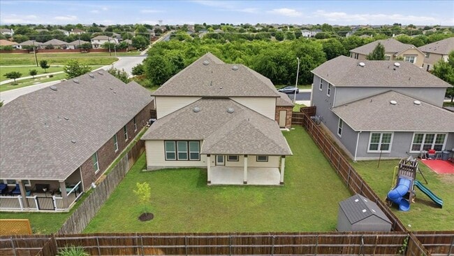 Building Photo - 1006 Toltec Trail