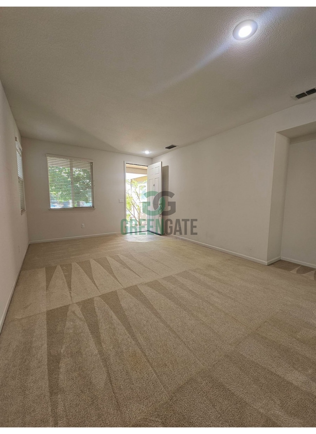 Building Photo - Lovely 1 Story Home in Riverpointe Communi...