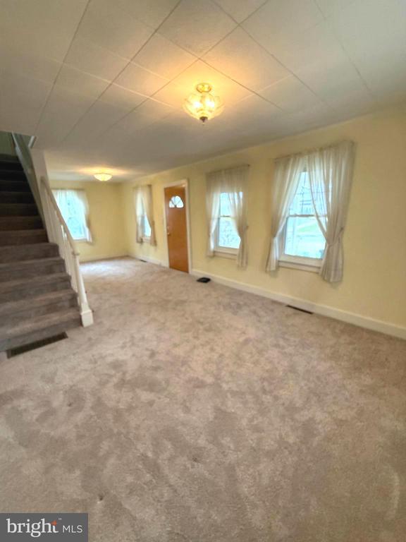 Building Photo - 4324 Valley Rd