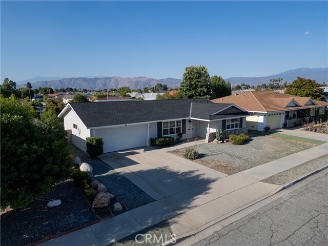 Building Photo - 1340 W Whittier Ave