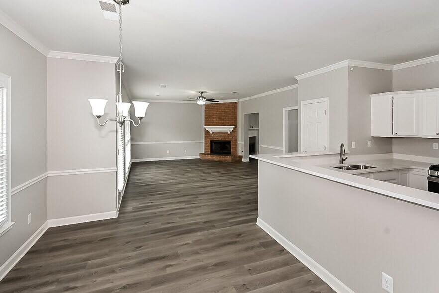Building Photo - 1776 Lichfield Ct