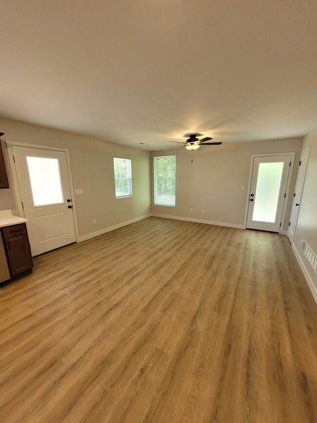 Building Photo - 4614 Alan Ln