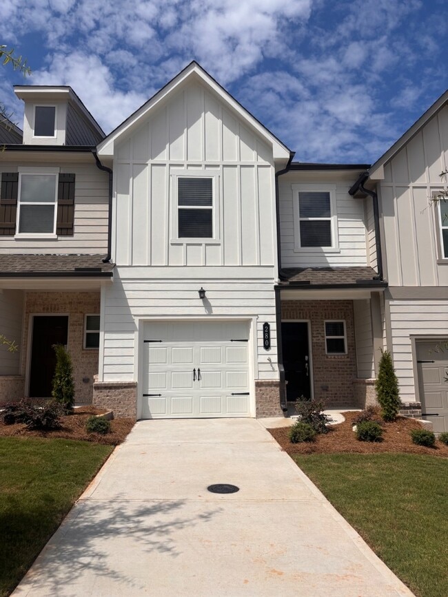 Building Photo - 280 Kenoot Dr