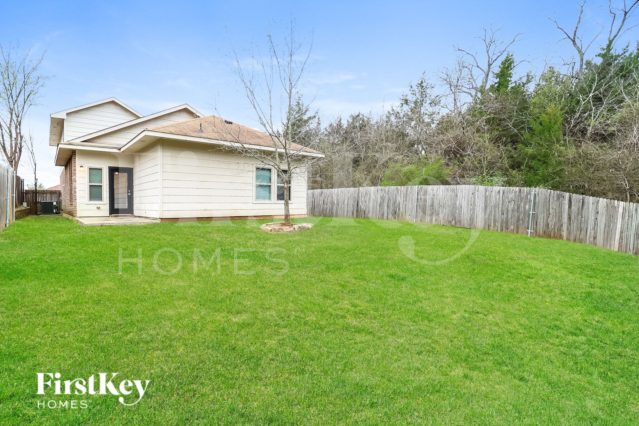 Building Photo - 963 Ranch Rd