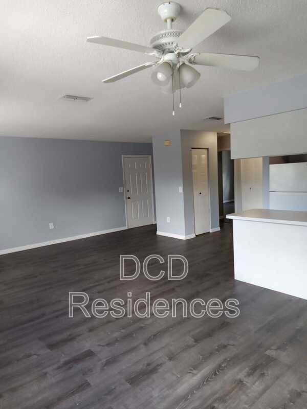 Building Photo - 11336 Cockle Dr