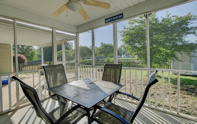 Building Photo - 5225 Copley Cir