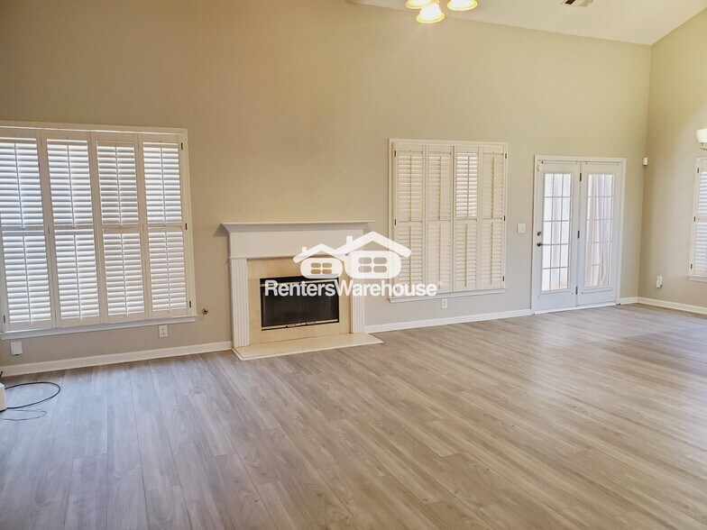 Building Photo - 1562 Anna Ruby Ln