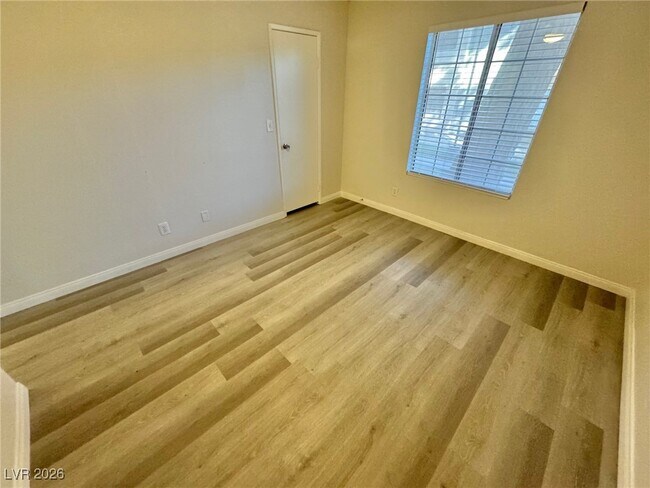 Building Photo - 2200 S Fort Apache Rd