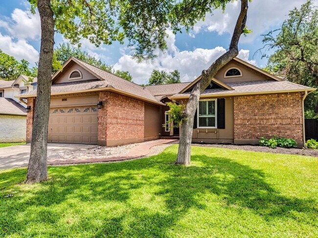 Building Photo - 808 Timber Trail