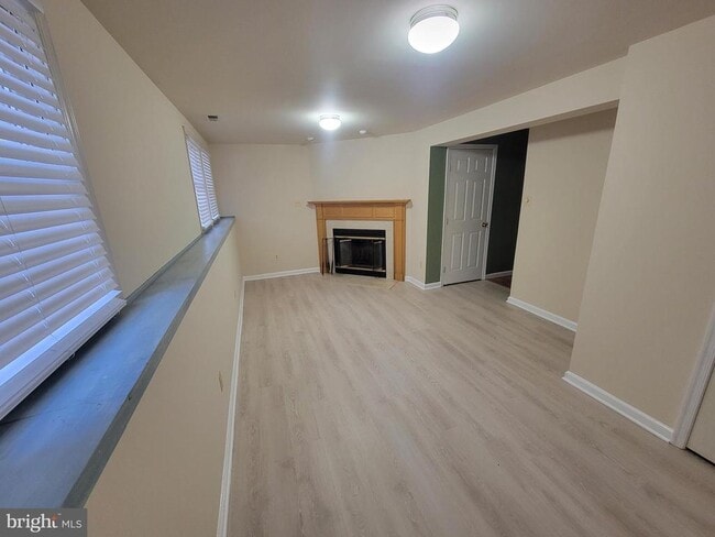 Building Photo - 11 Whistler Ct