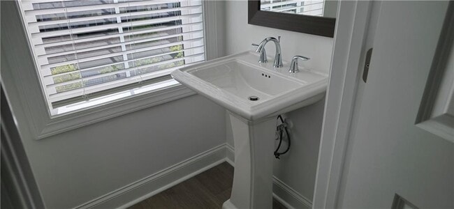Building Photo - 4249 Millcroft Pl