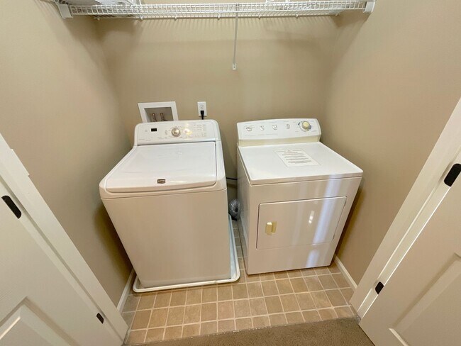 Building Photo - 6652 Maple Stone Ln