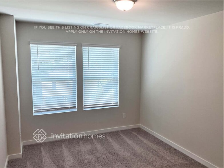 Building Photo - 3015 Ayana Dr