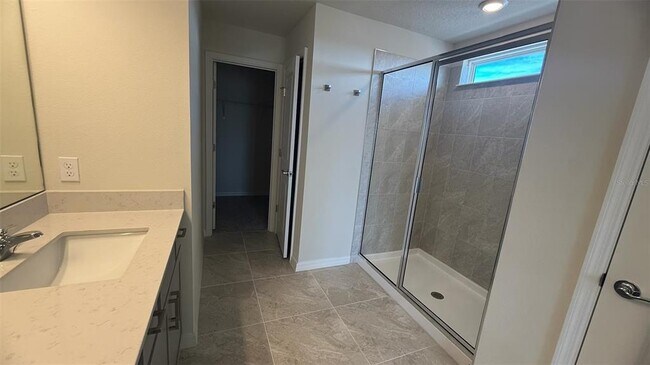 Building Photo - 5054 Holm Oak Dr