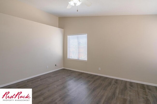 Building Photo - Charming 3 Bed, 2 Bath Home in the Heart of St. George!