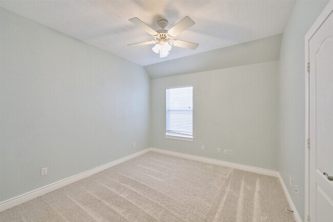 Building Photo - 13313 Enchanted Way