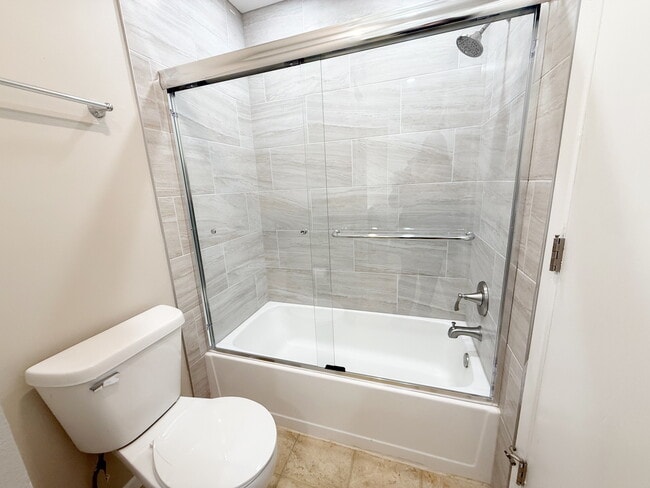 Building Photo - 223 Butternut Ln