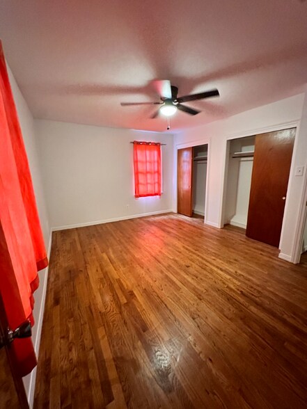 Building Photo - 538 Hillview Rd