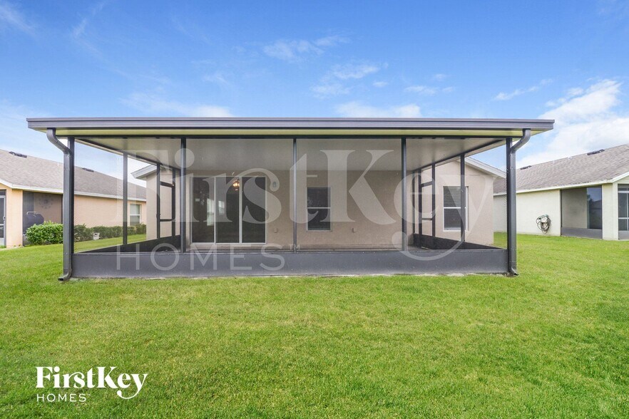 Building Photo - 5525 106th Ave E