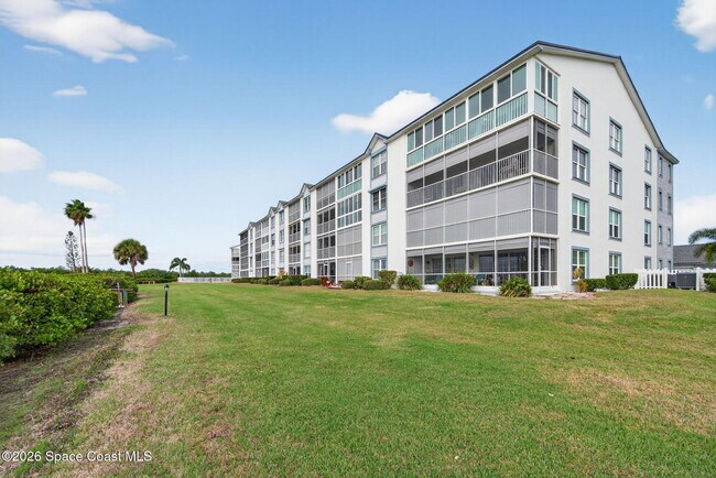 Building Photo - 630 S Brevard Ave