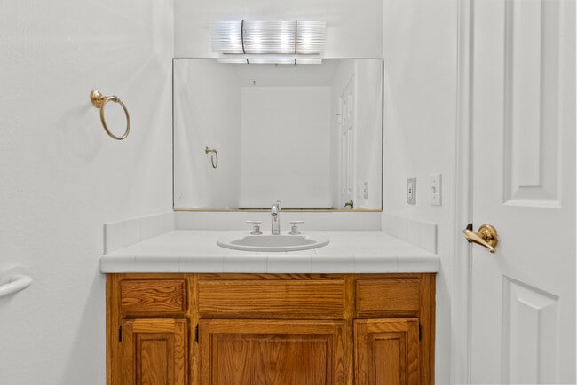 Building Photo - 32126 Canyon Ridge Dr