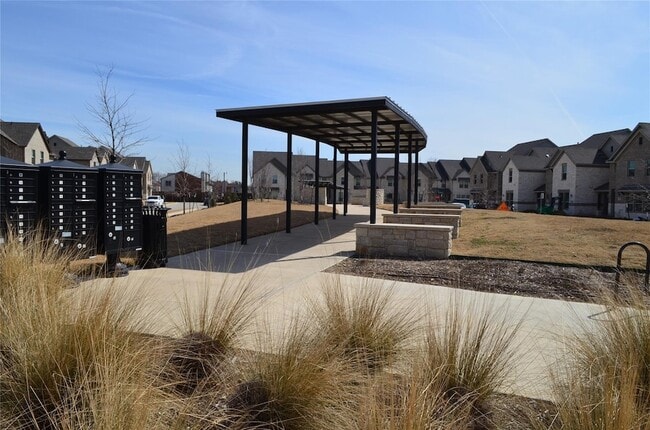 Building Photo - 5501 Crosby Dr